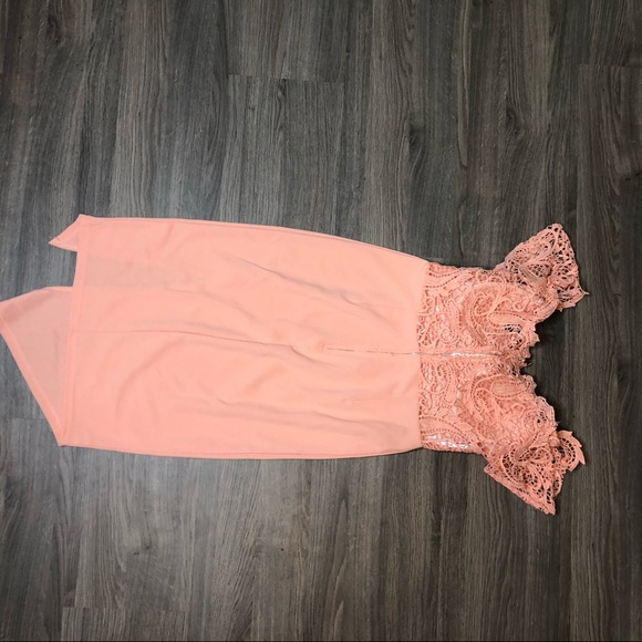 Coral Lace Summer Dress with slit BNWOT - Picture 4 of 4